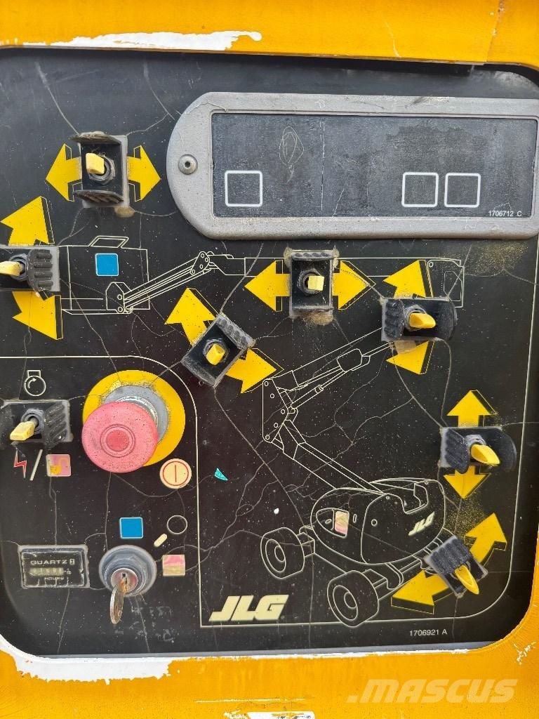 JLG 450 AJ Коленчатые подъемники