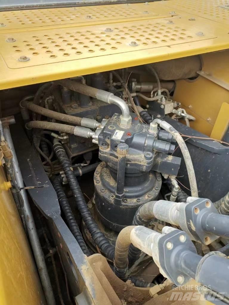 XCMG XE 215 DA Гусеничные экскаваторы