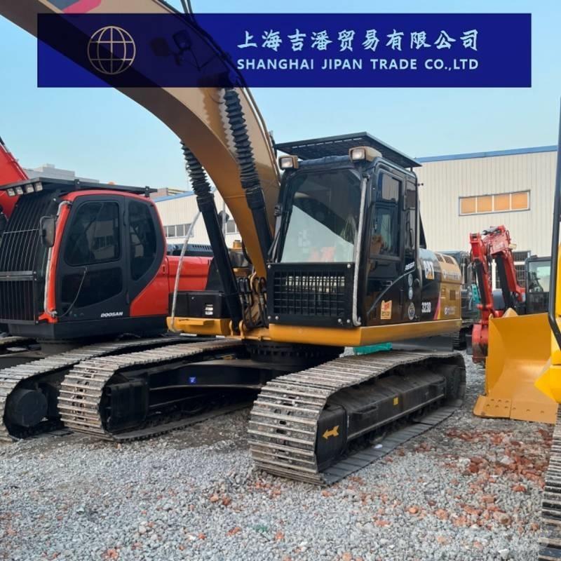 CAT 323 D Гусеничные экскаваторы