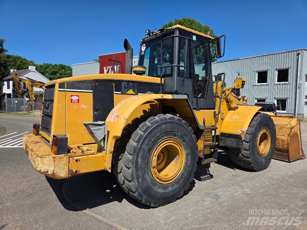 CAT 950G Фронтальные погрузчики