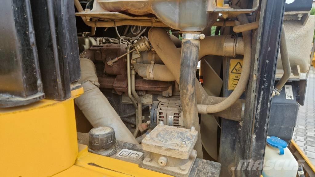 JCB 9TFT Мини-самосвалы