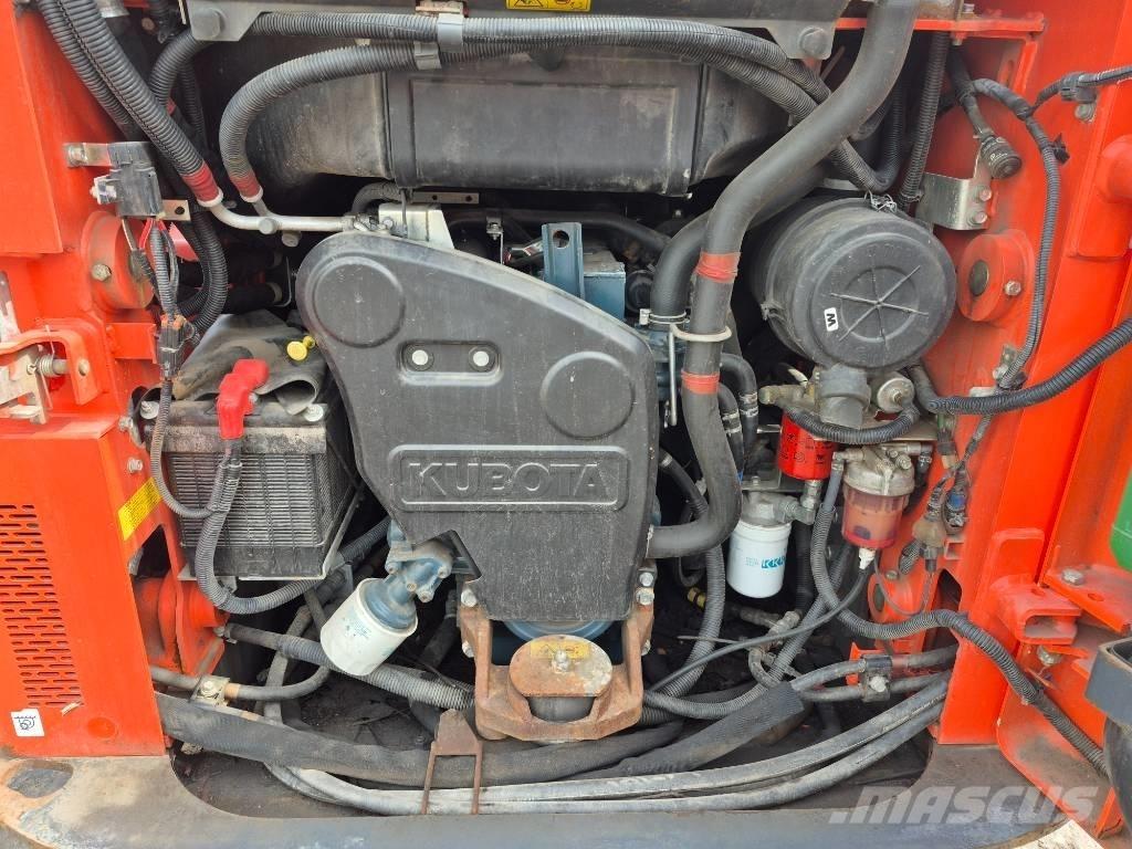Kubota SSV 65 Мини-погрузчики
