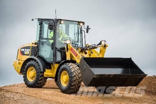 CAT 906 M Фронтальные погрузчики