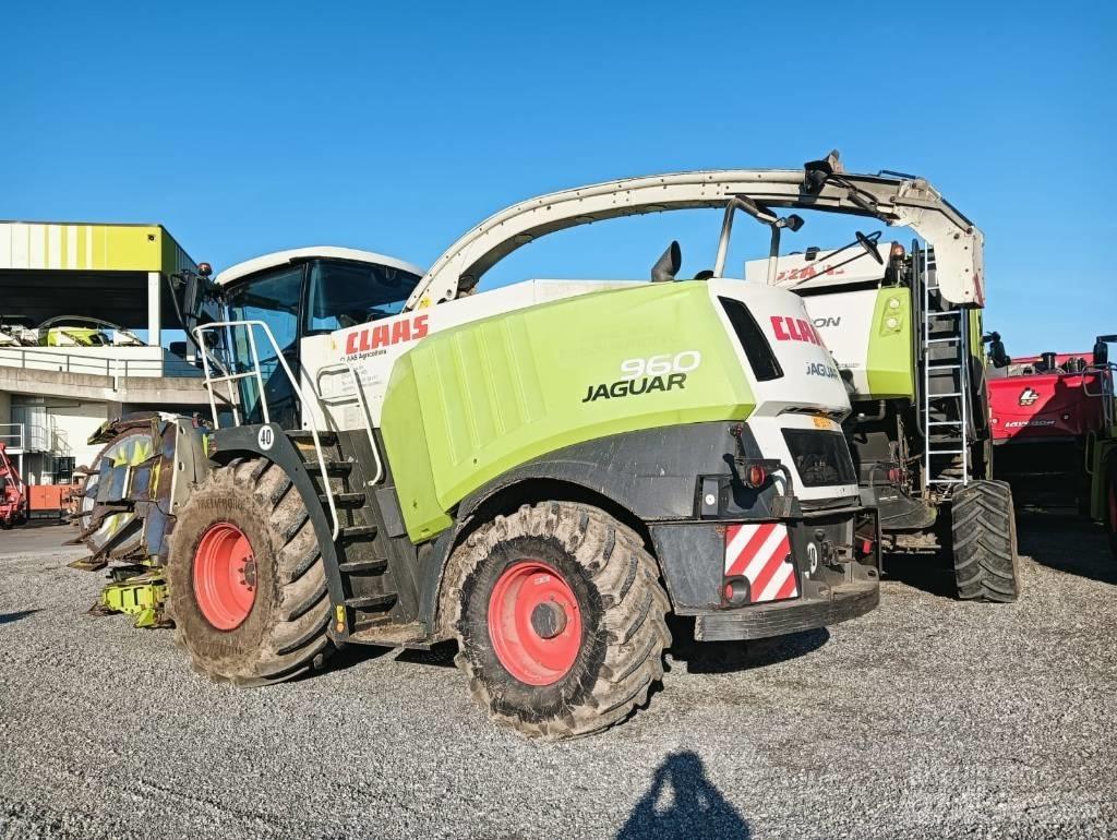 CLAAS Jaguar 960 Самоходные кормоуборочные комбайны
