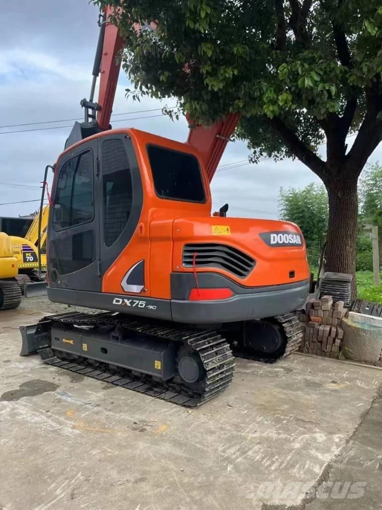 Doosan DX75-9C Малые экскаваторы 7т-12т