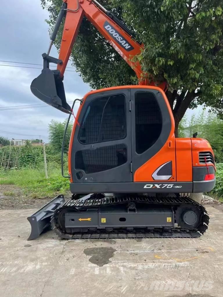 Doosan DX75-9C Малые экскаваторы 7т-12т