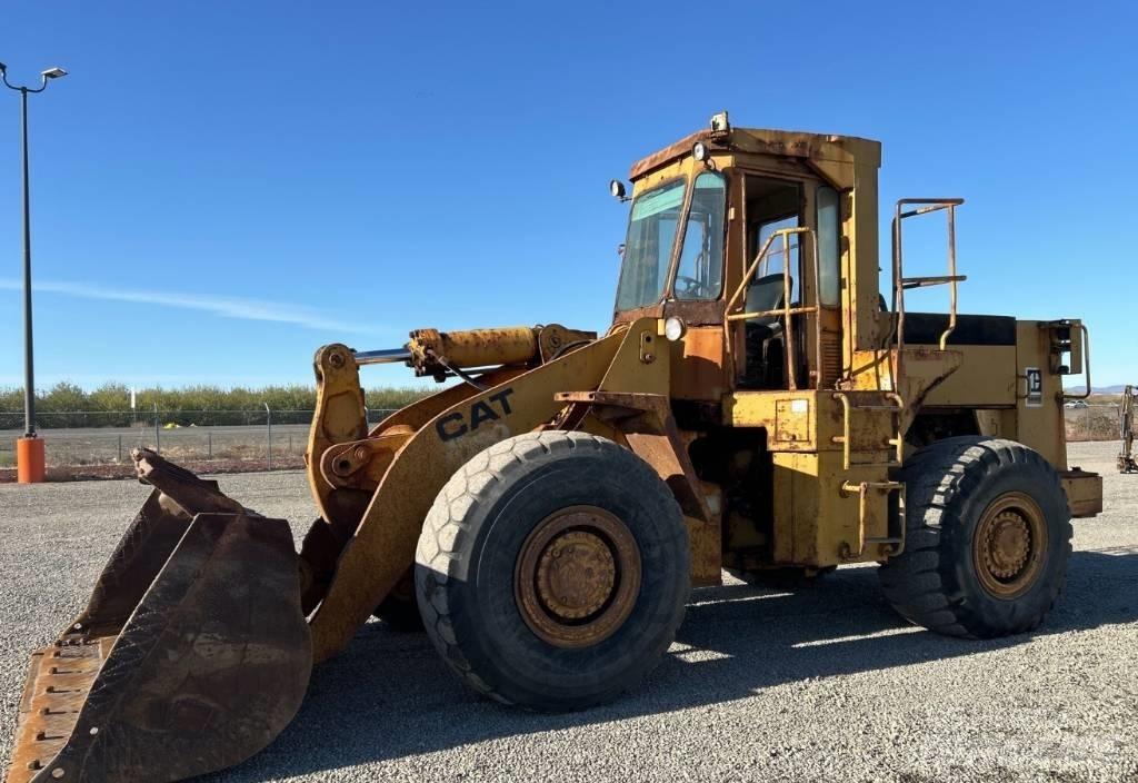 CAT 966 D Фронтальные погрузчики