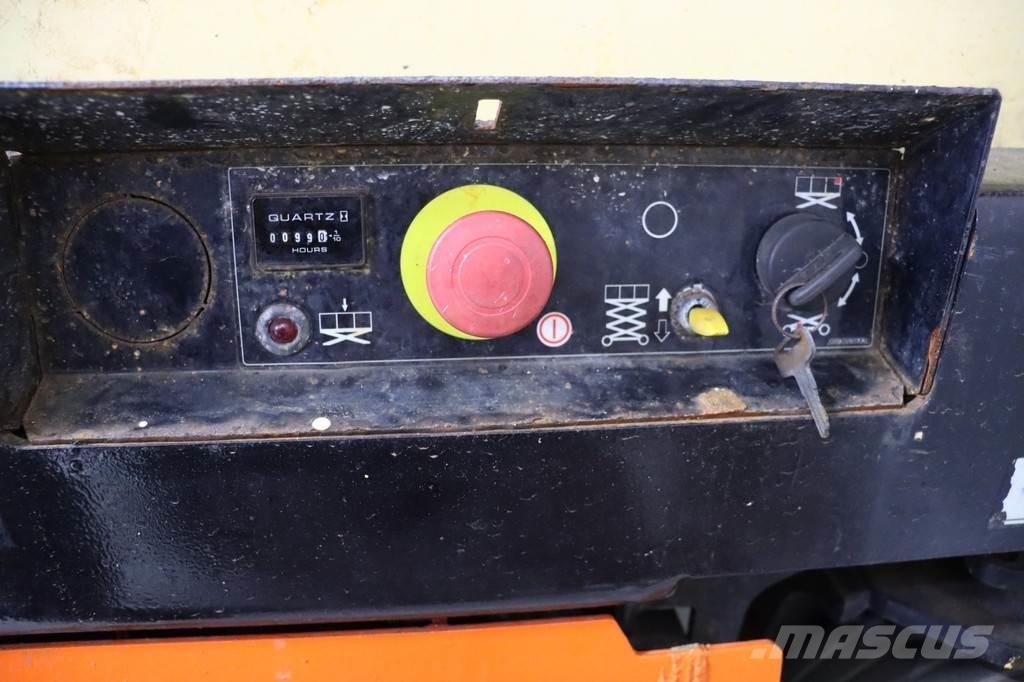 JLG 1932R Ножничные подъемники