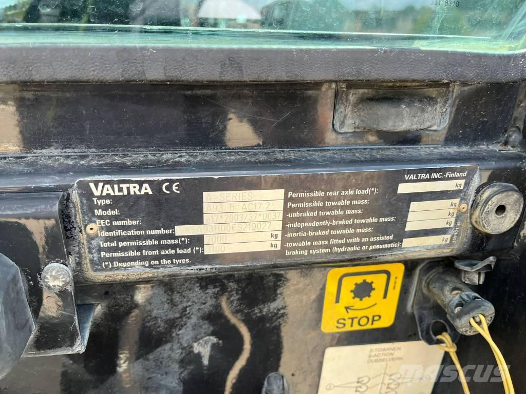 Valtra A 93 Трактора