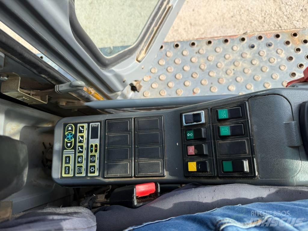 Volvo EC 360 B LC Гусеничные экскаваторы