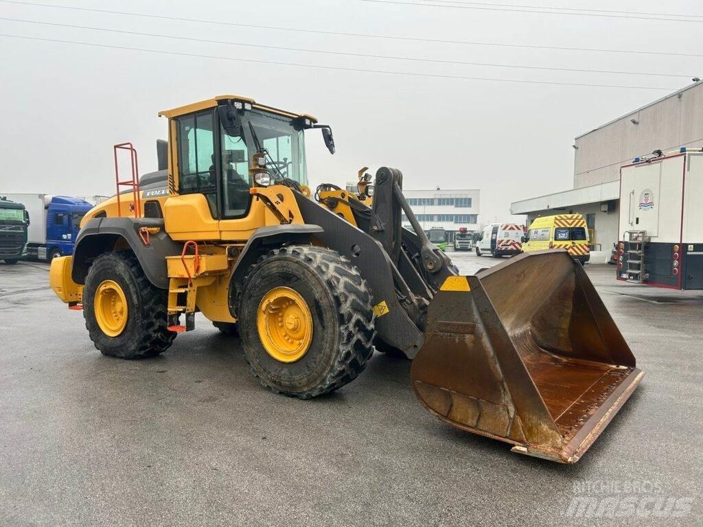 Volvo L110H Фронтальные погрузчики