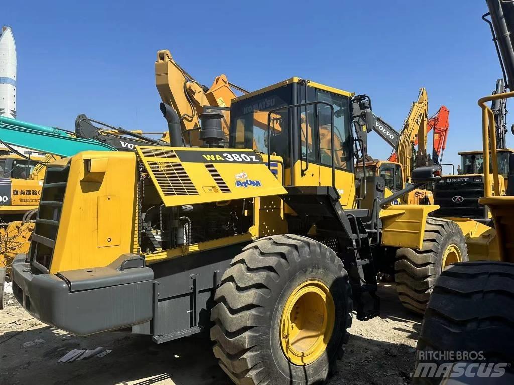 Komatsu WA380-6 Фронтальные погрузчики