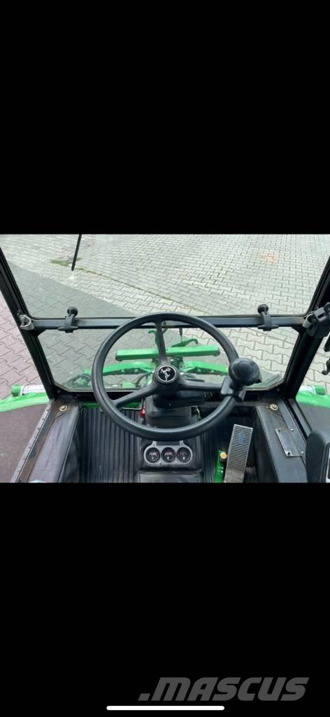 John Deere 1905 Самоходные газонокосилки