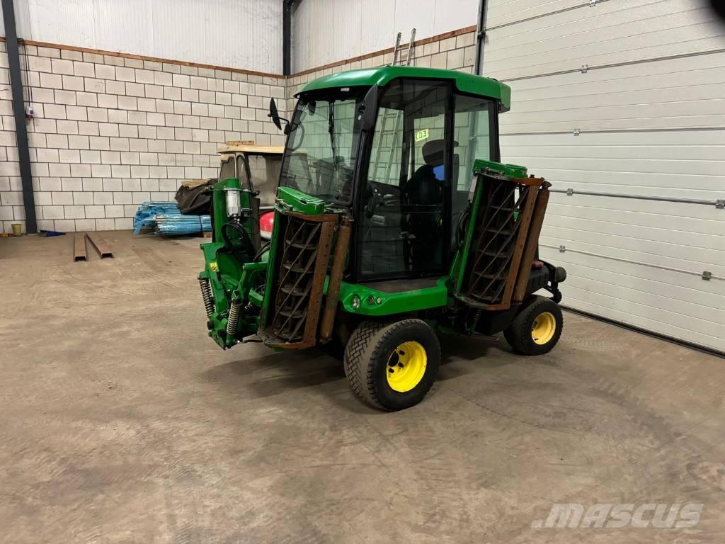 John Deere 1905 Самоходные газонокосилки
