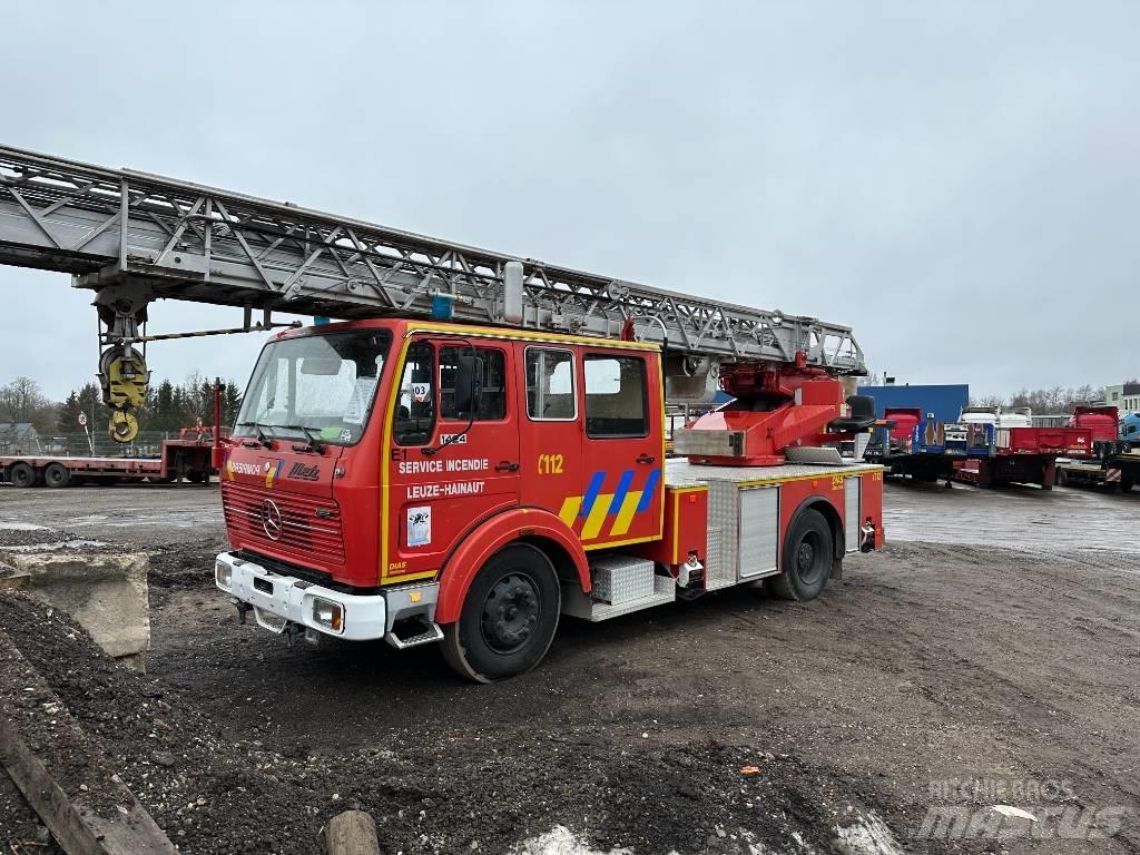 Mercedes-Benz 1424F Пожарные машины