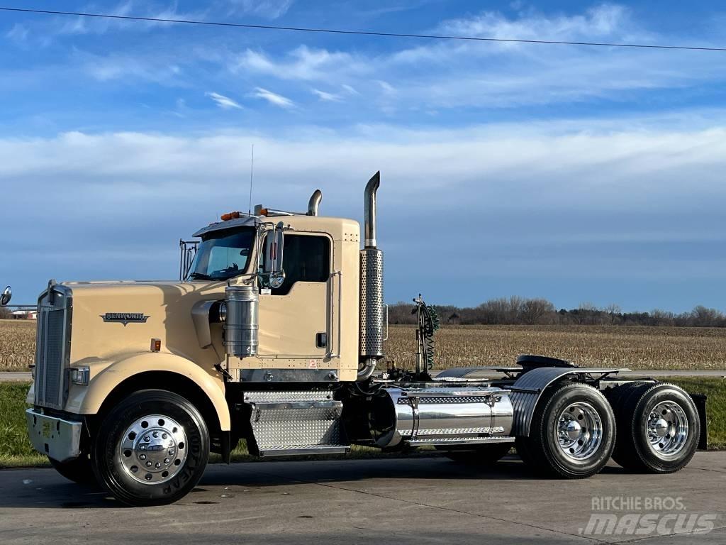 Kenworth W 900 Седельные тягачи