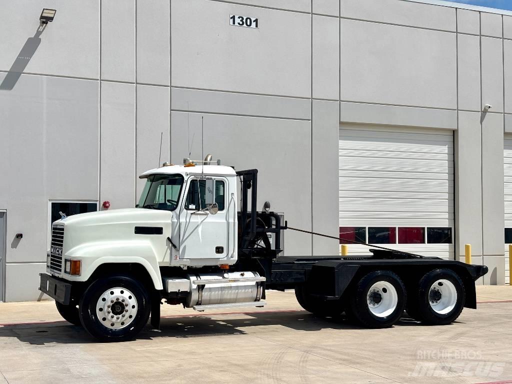 Mack CH 613 Грузовые эвакуаторы