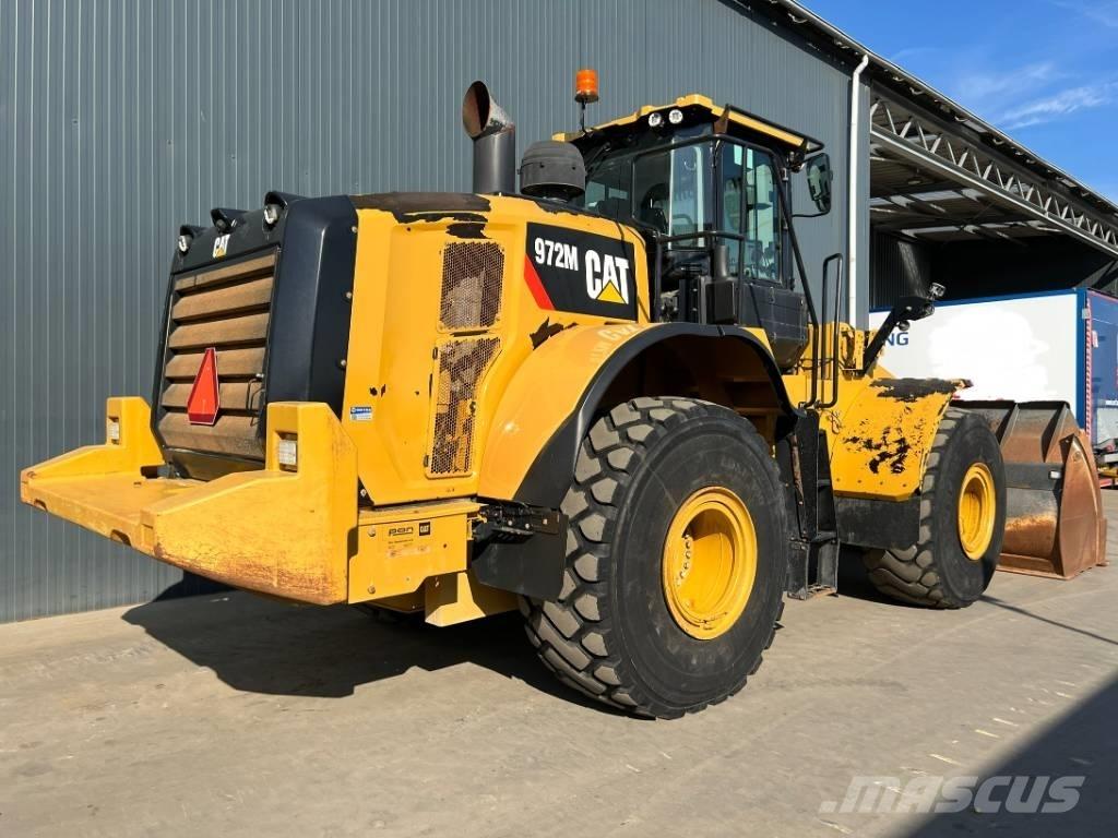 CAT 972M Фронтальные погрузчики