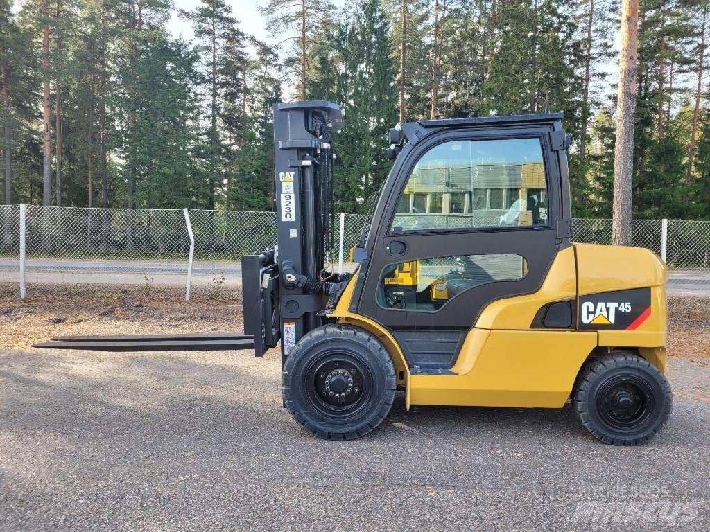 CAT DP45NB Дизельные погрузчики