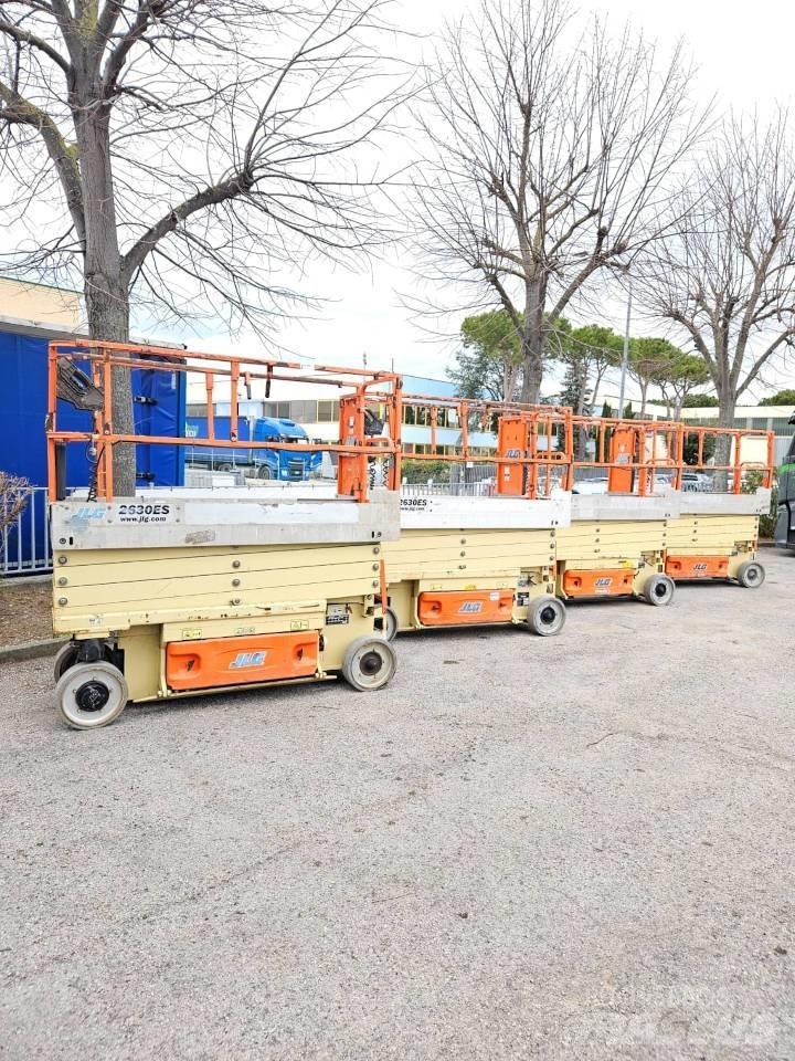 JLG 2630 ES Ножничные подъемники