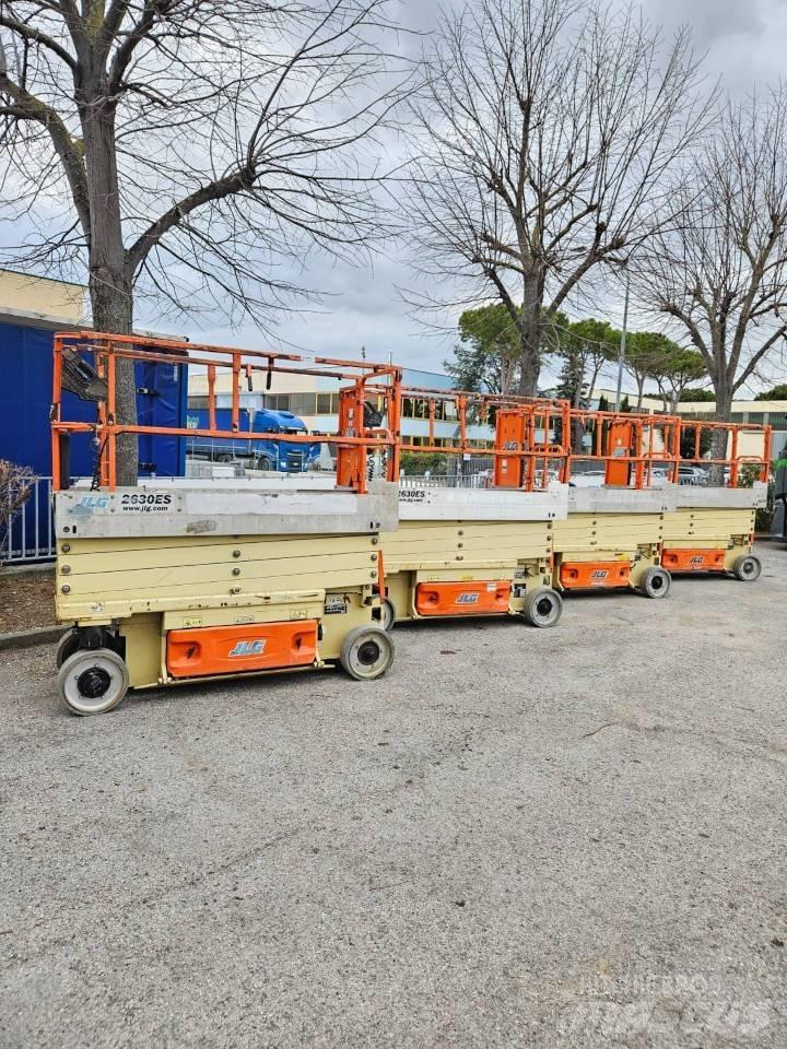 JLG 2630 ES Ножничные подъемники