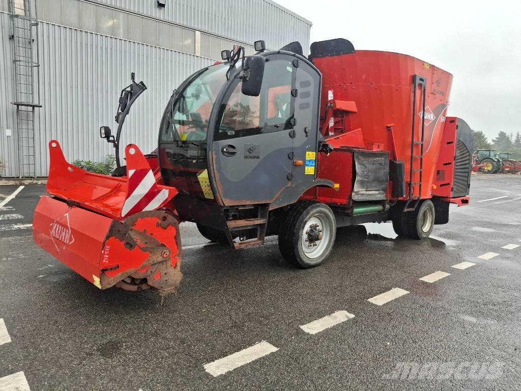Kuhn SPV 14 Кормораздатчики