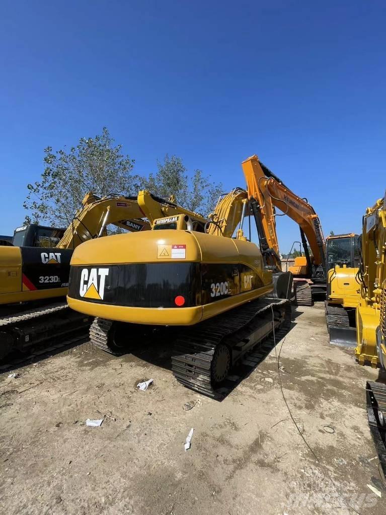 CAT 320 GC Гусеничные экскаваторы