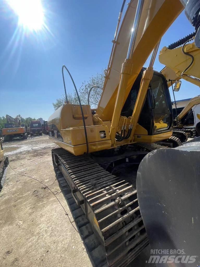 CAT 320 GC Гусеничные экскаваторы