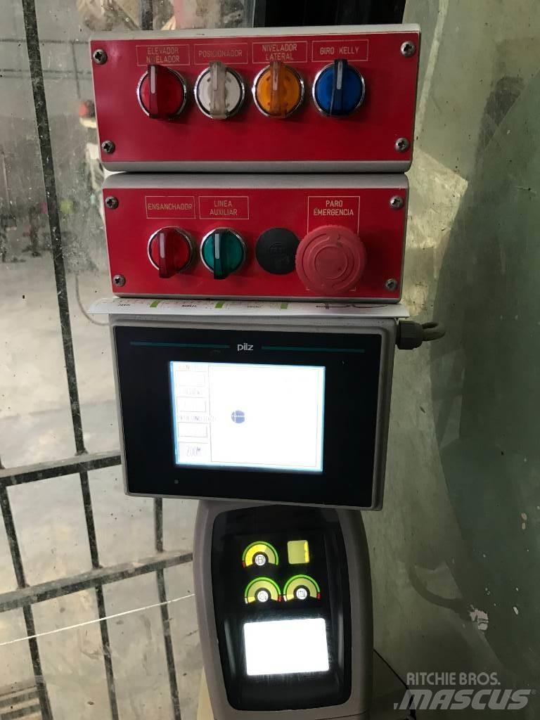 CAT 330 C Гусеничные экскаваторы