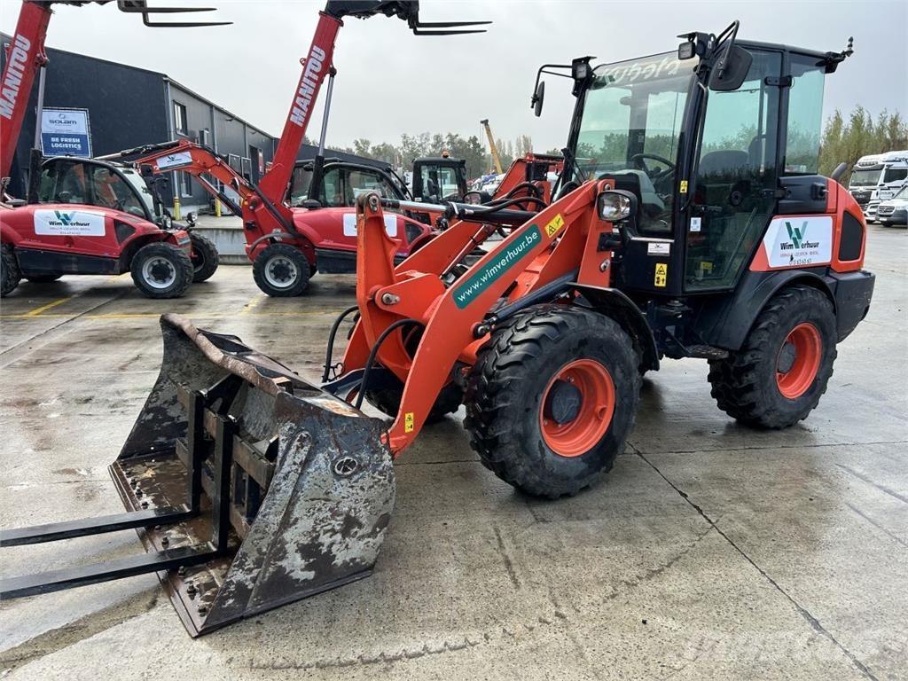 Kubota R070 (6678) Многофункциональные сельскохозяйственные погрузчики