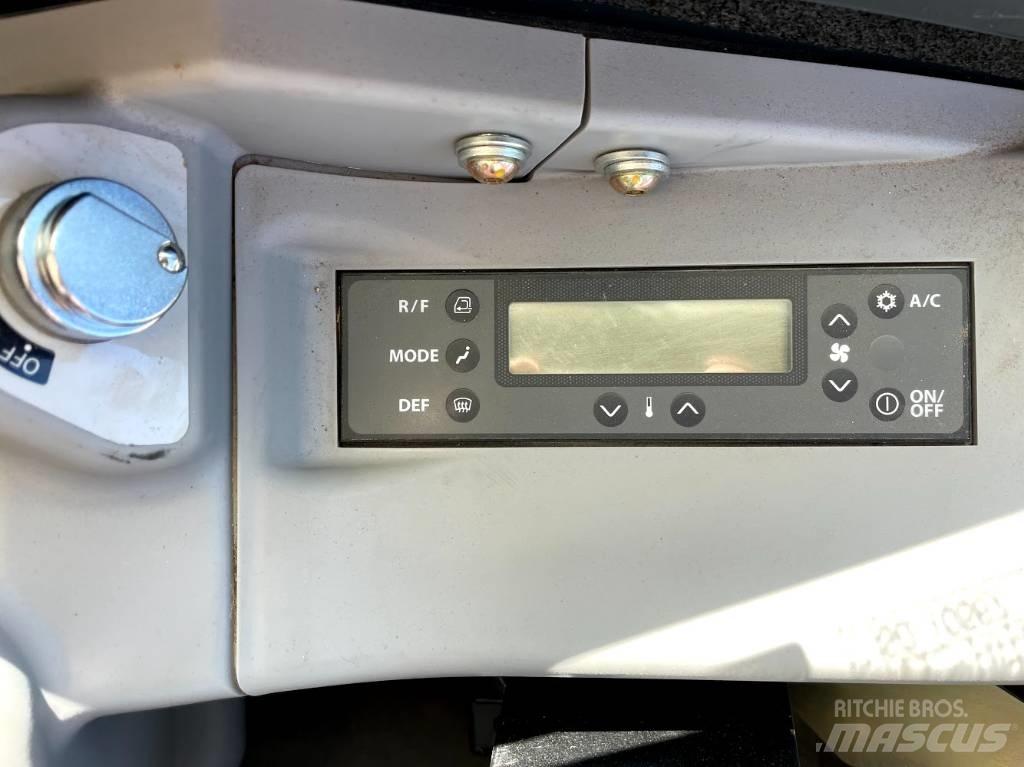 Hitachi ZX 38 U-5 A Мини-экскаваторы