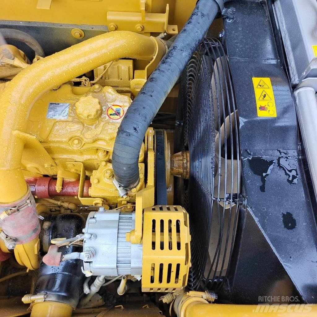 CAT 320 D Гусеничные экскаваторы