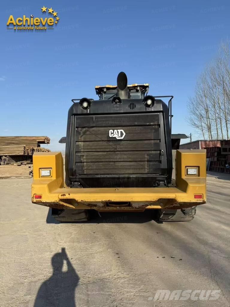 CAT 982 Фронтальные погрузчики