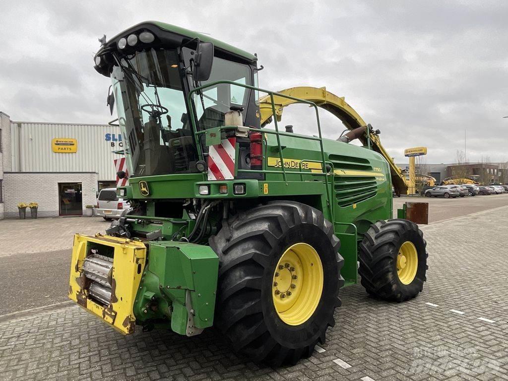 John Deere 7750I Самоходные кормоуборочные комбайны