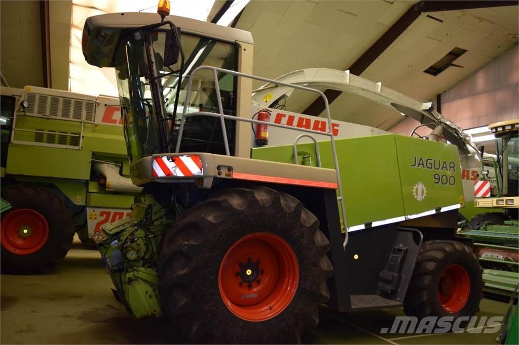 CLAAS Jaguar 900 Самоходные кормоуборочные комбайны