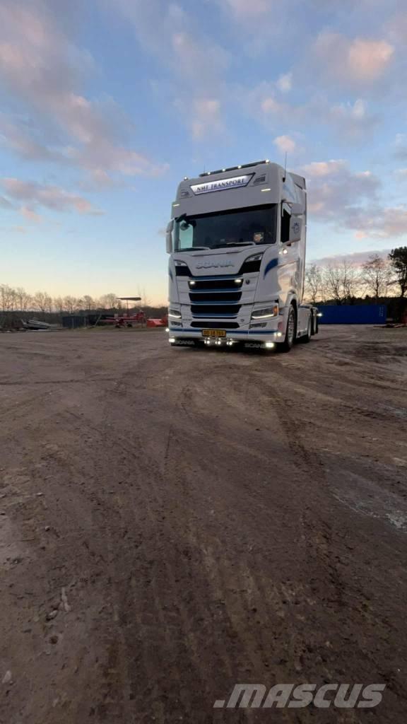 Scania R530 Седельные тягачи