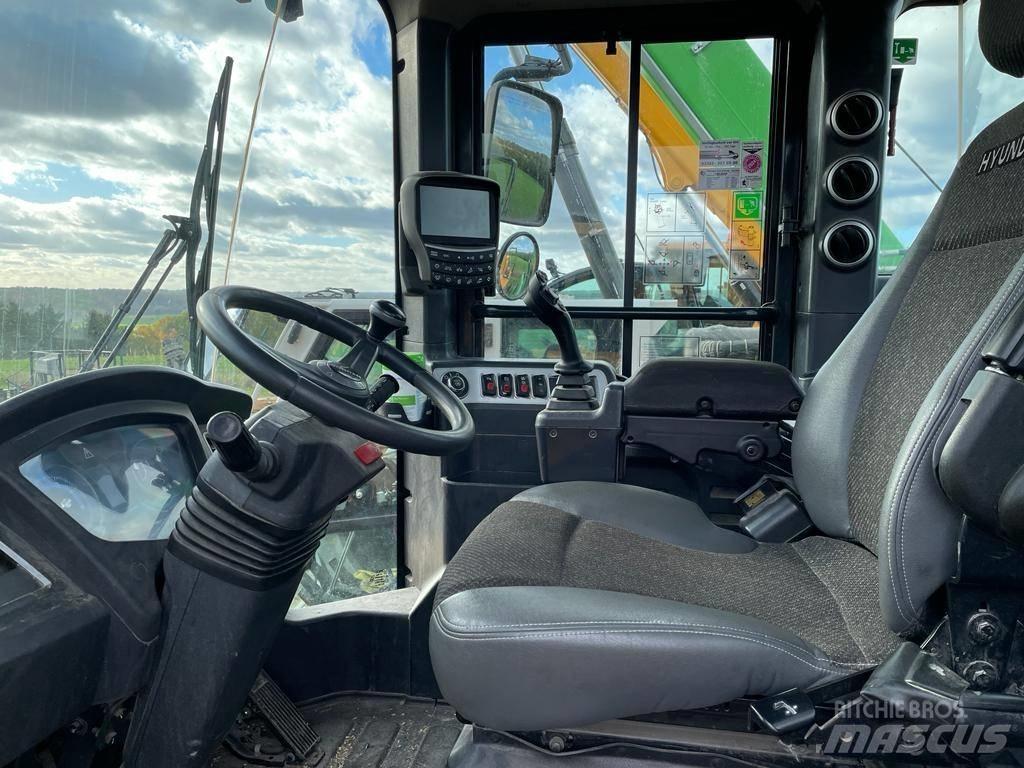 Hyundai HL 960 Фронтальные погрузчики