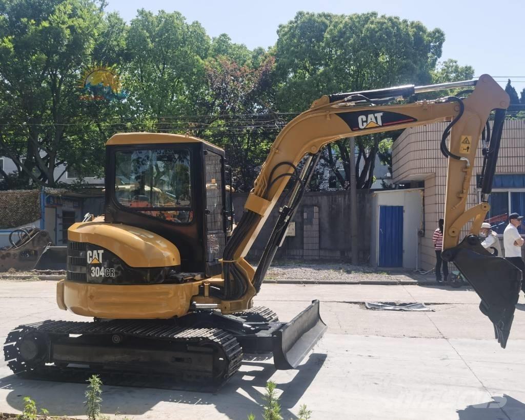 CAT 304 CR Мини-экскаваторы