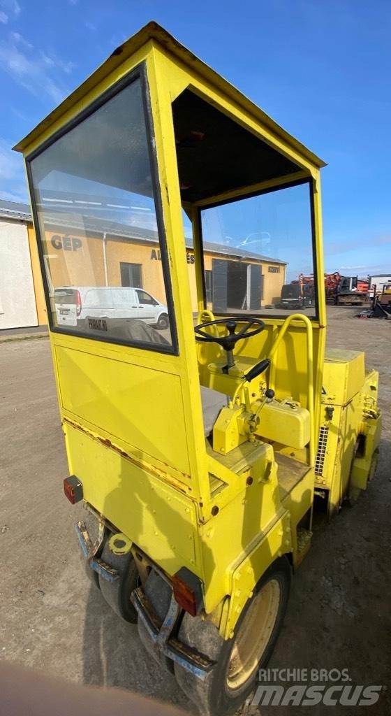 Bomag BW 100 AC Комбинированные катки
