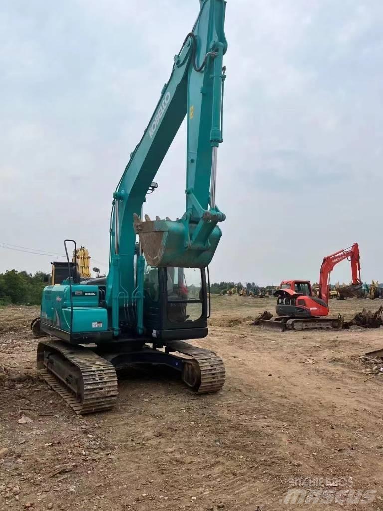 Kobelco SK 140 Гусеничные экскаваторы