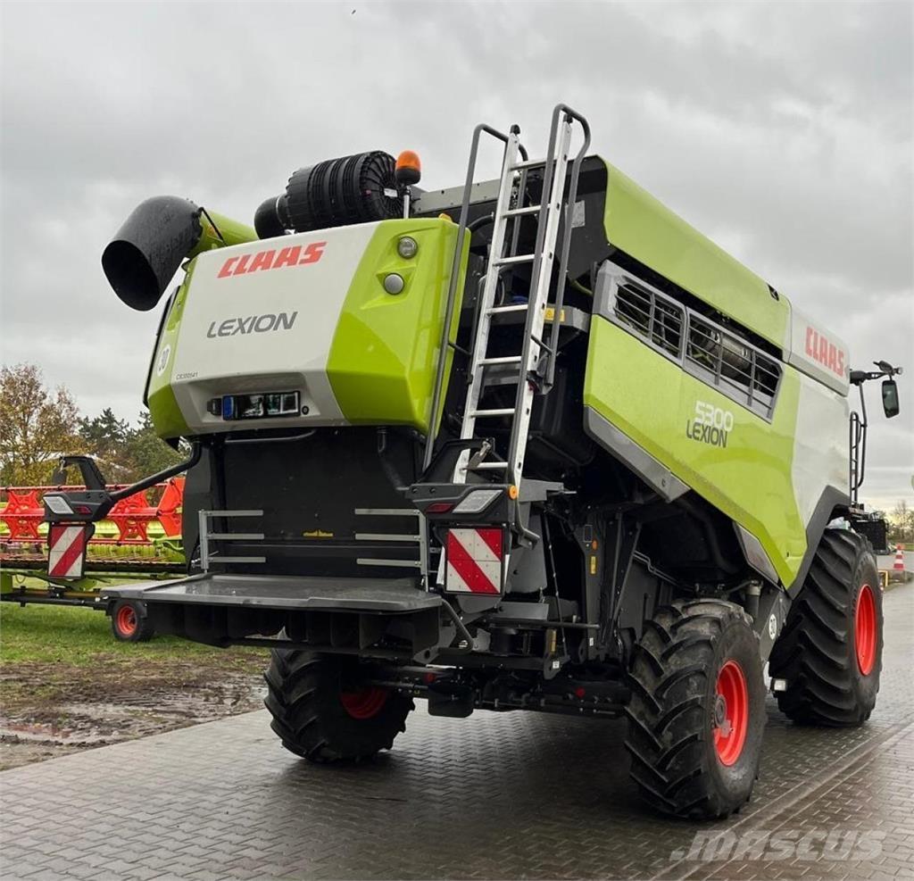 CLAAS Lexion 5300 Зерноуборочные комбайны