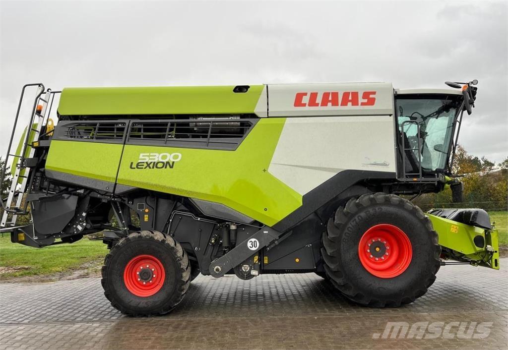 CLAAS Lexion 5300 Зерноуборочные комбайны