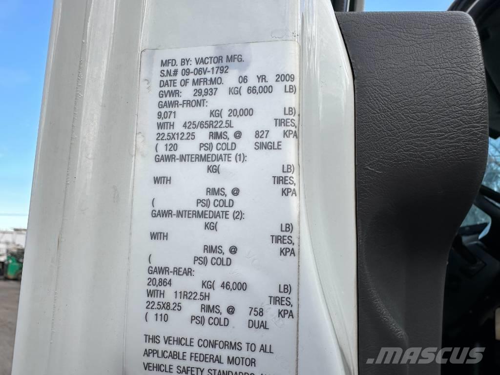 International 7500 Ассенизаторские машины