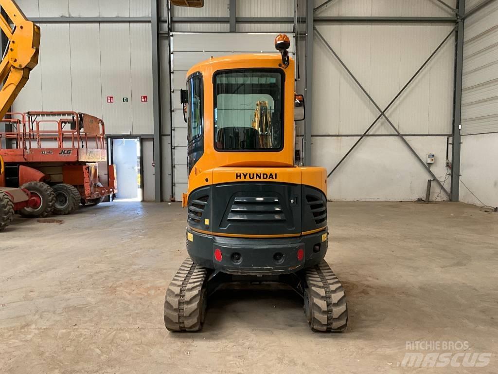 Hyundai 30 Z-9AK Мини-экскаваторы