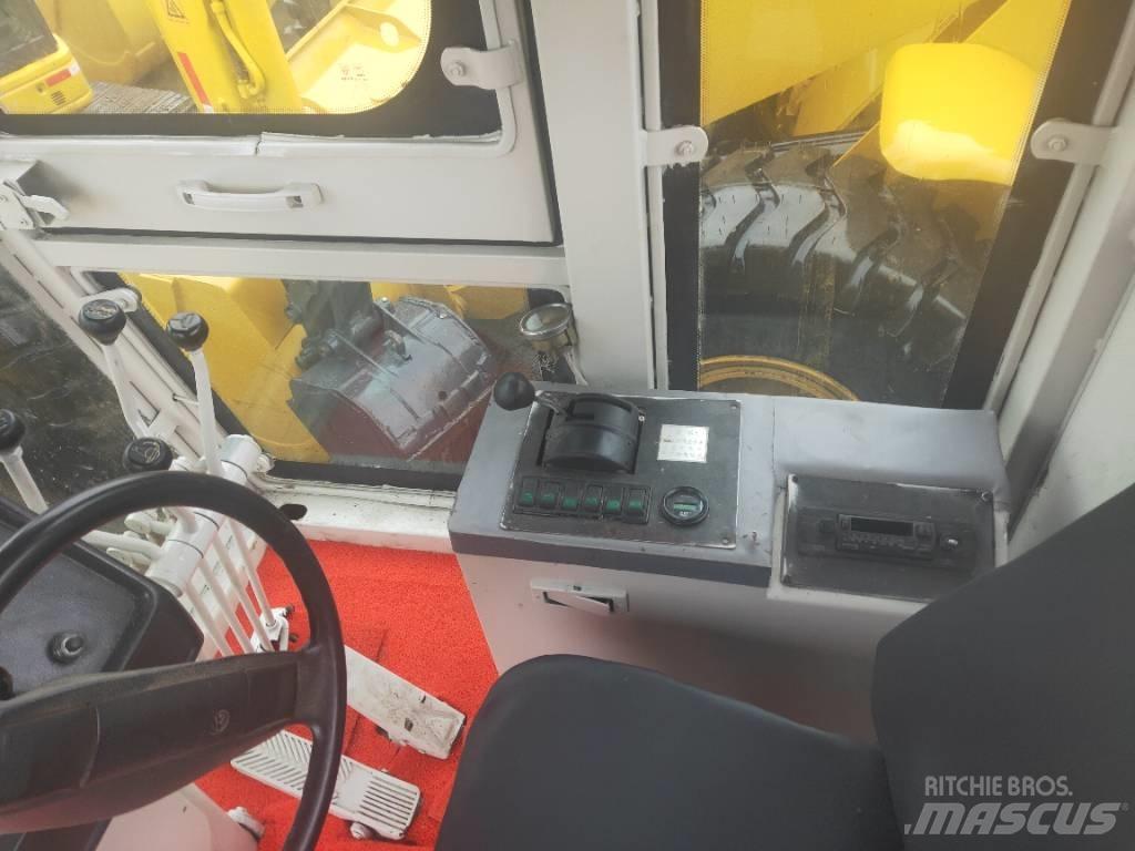 XCMG GR180 Грейдеры