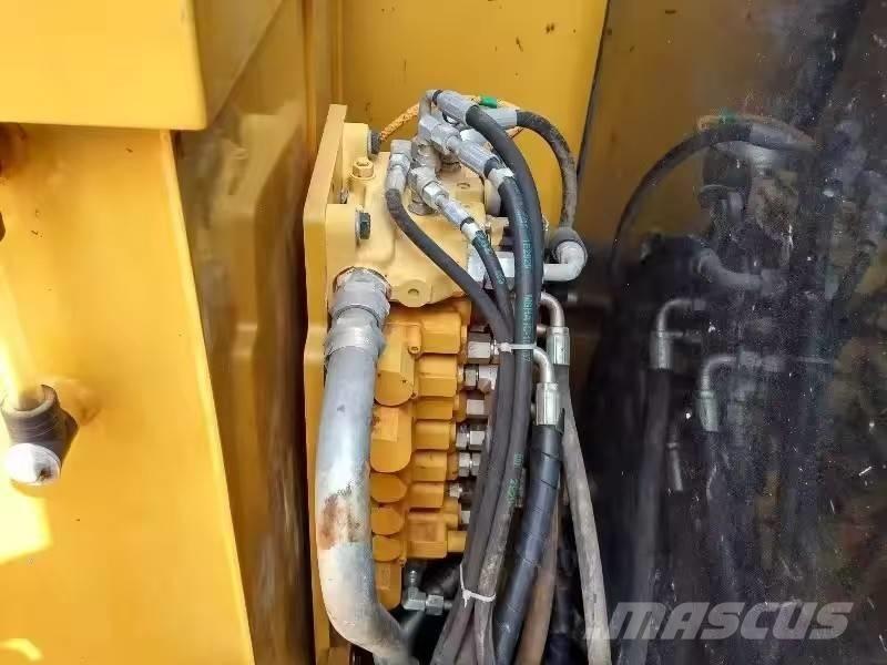 CAT 306 E2 Мини-экскаваторы
