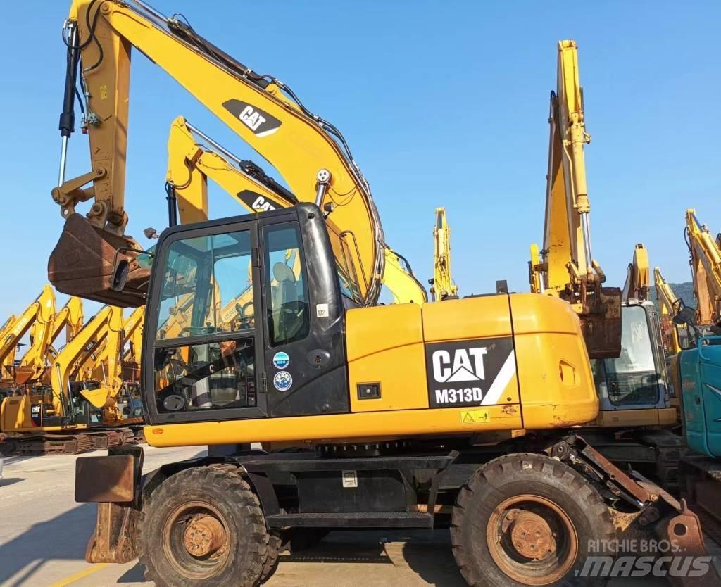 CAT CAT313D Малые экскаваторы 7т-12т