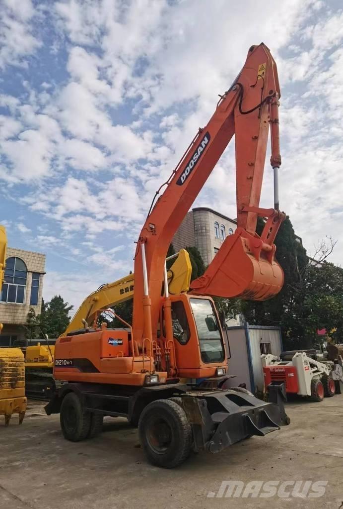 Doosan DH 210 W-7 Колёсные экскаваторы