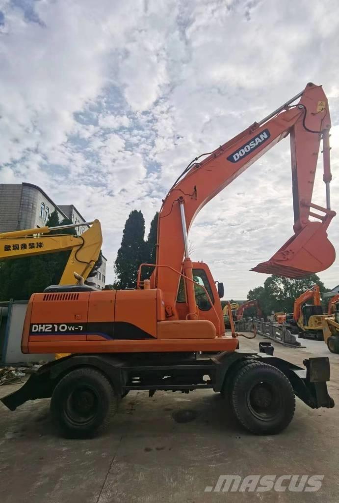 Doosan DH 210 W-7 Колёсные экскаваторы