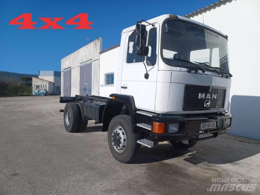 MAN 18.232 AF 4X4 Шасси с кабиной